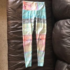 Teeki yoga pants
